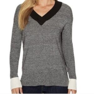 Smartwool Akamina Women's Long Sleeve V-Neck Sweater Merino Wool Blend